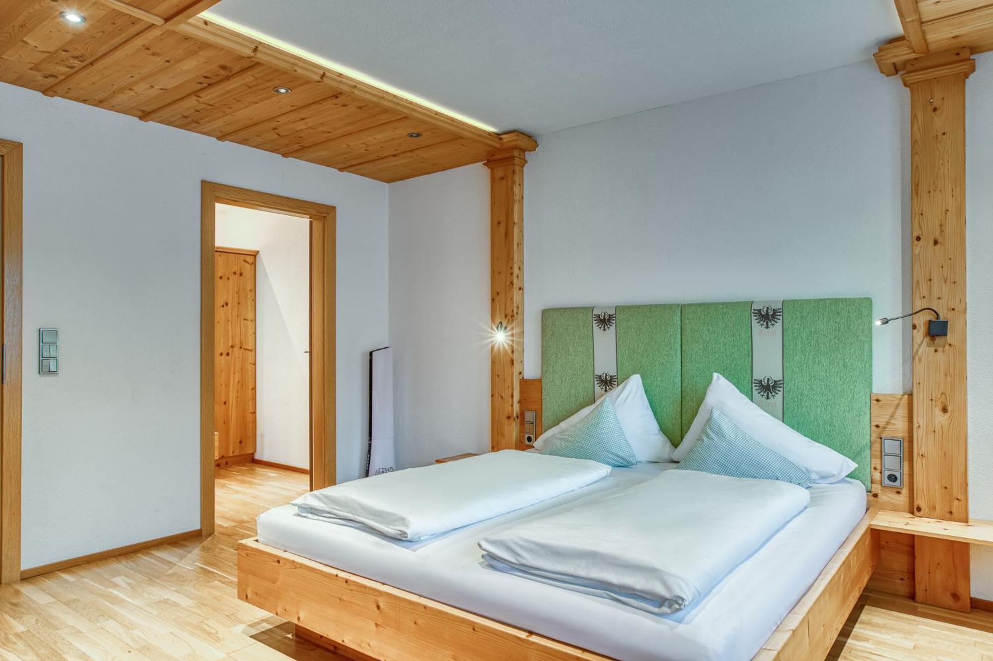 Hotel Alpenstolz Mieders Rom bilde