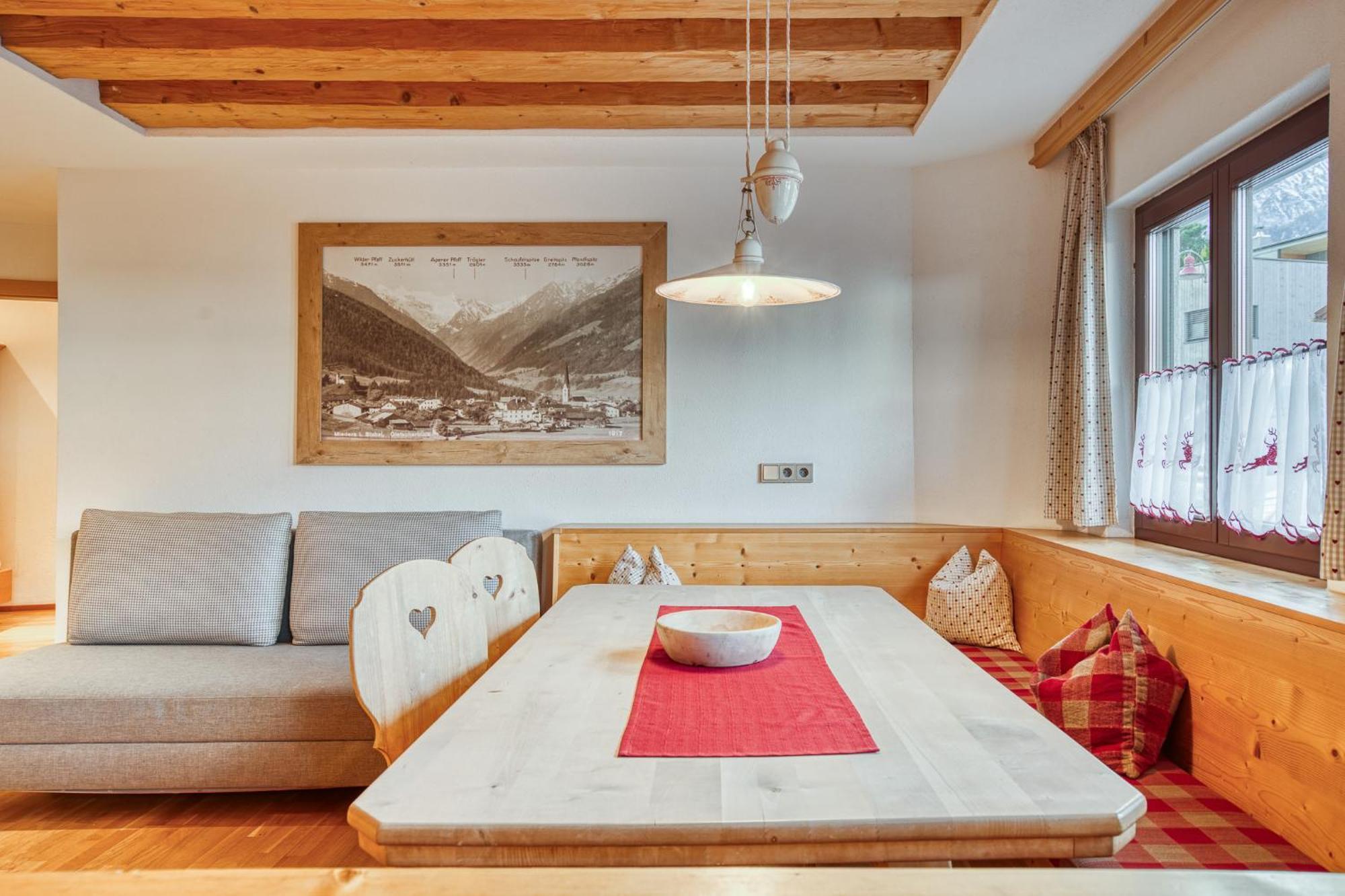 Hotel Alpenstolz Mieders Rom bilde